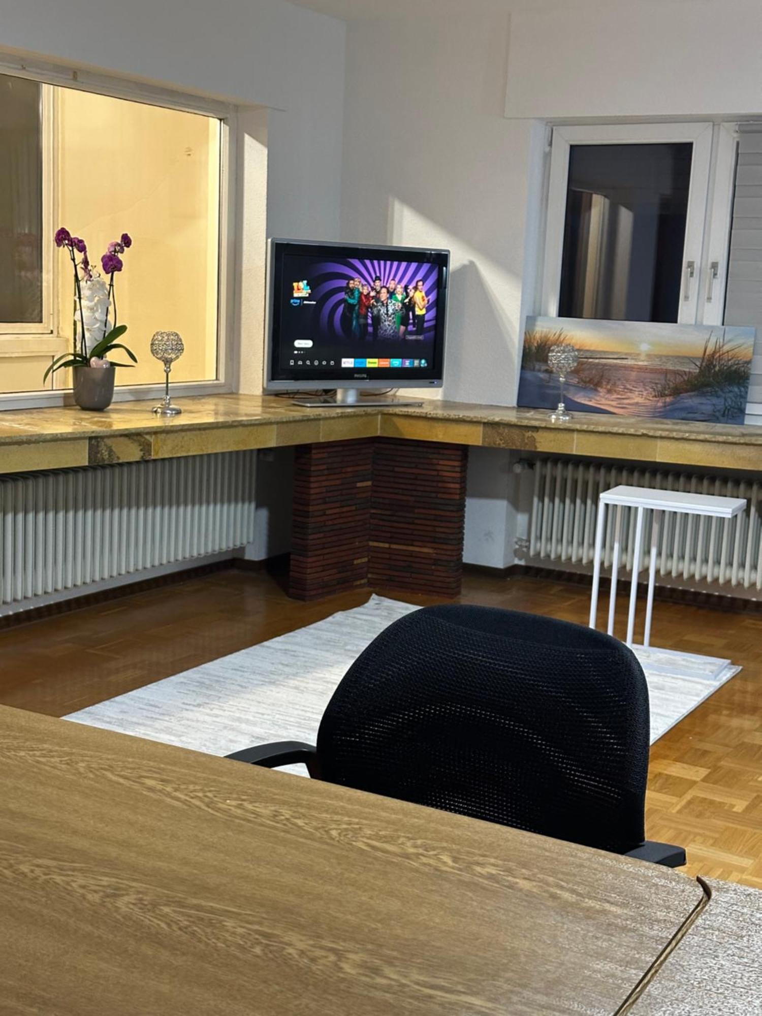 Apartment In *